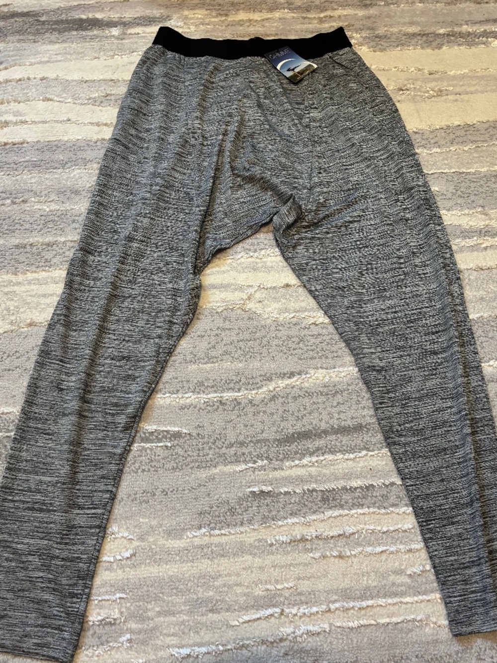 NWT Ohmme Matsyendra Gray Athletic Legging/Pants.  Men’s Size L, elastic waist